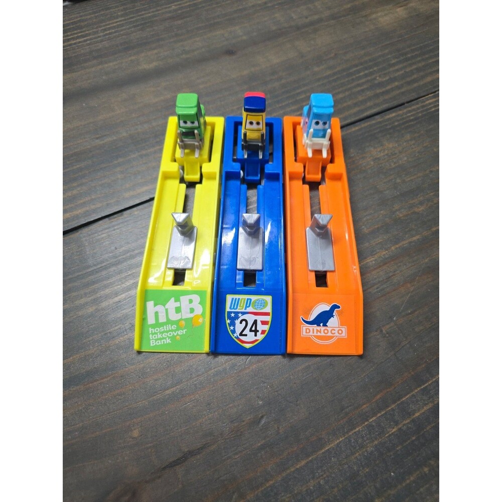 Disney Pixar Cars Pit Row Race-Off Pit Crew launcher Chick Hicks, The King, Jeff